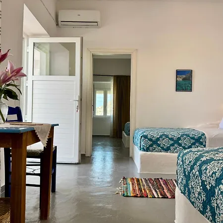 Appartement Granny's Old House Milos