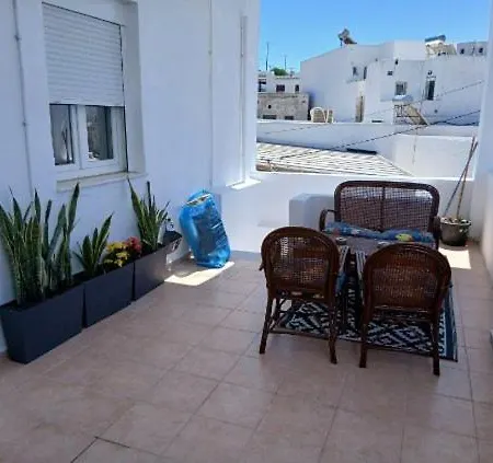 Appartement Granny's Old House Milos
