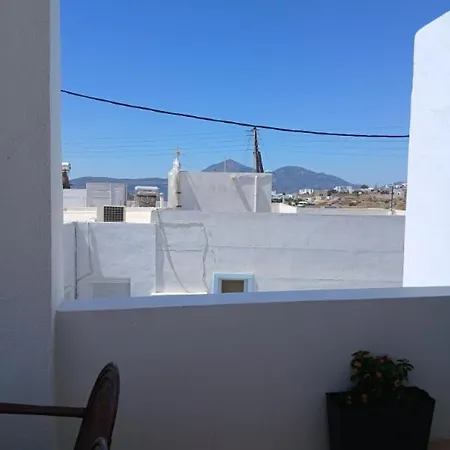Granny's Old House Milos